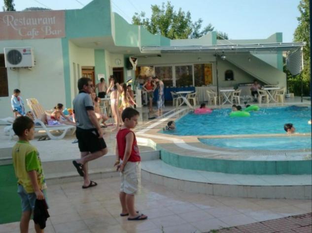 בלדיבי Zara Hotel מראה חיצוני תמונה